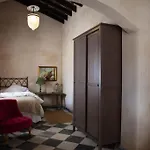 La Carrena Hotel
